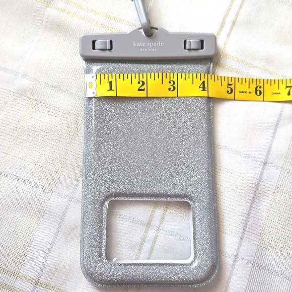 Kate Spade Silver Floating Phone Case - Picture 11 of 14